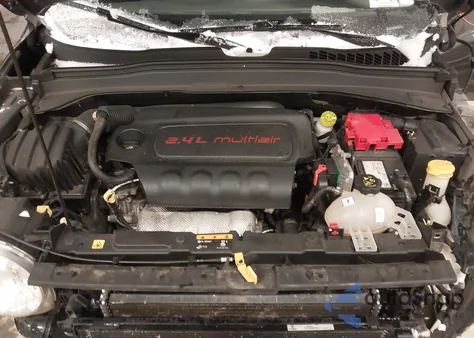 2018 Jeep Renegade Trailhawk 4X4 из США, поврежденный, VIN ZACCJBCB1JPH99981